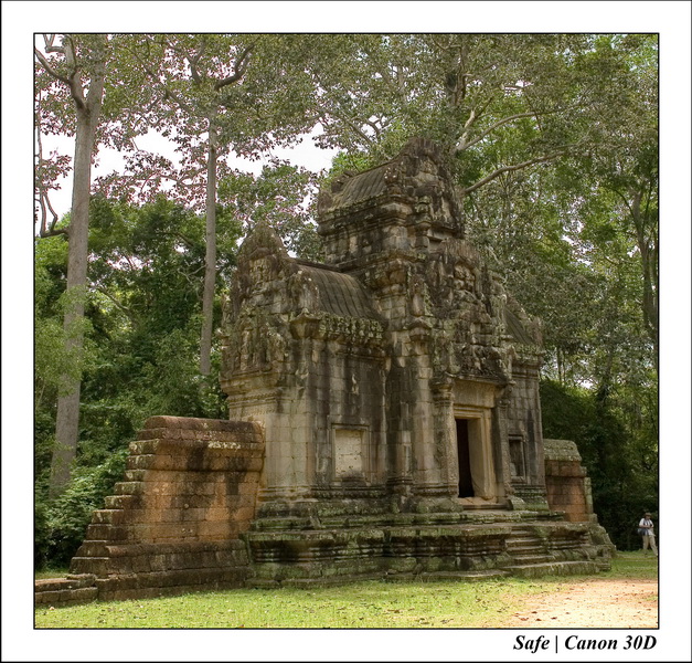 2006 - 07 - Temple angkor - Thommanom 02